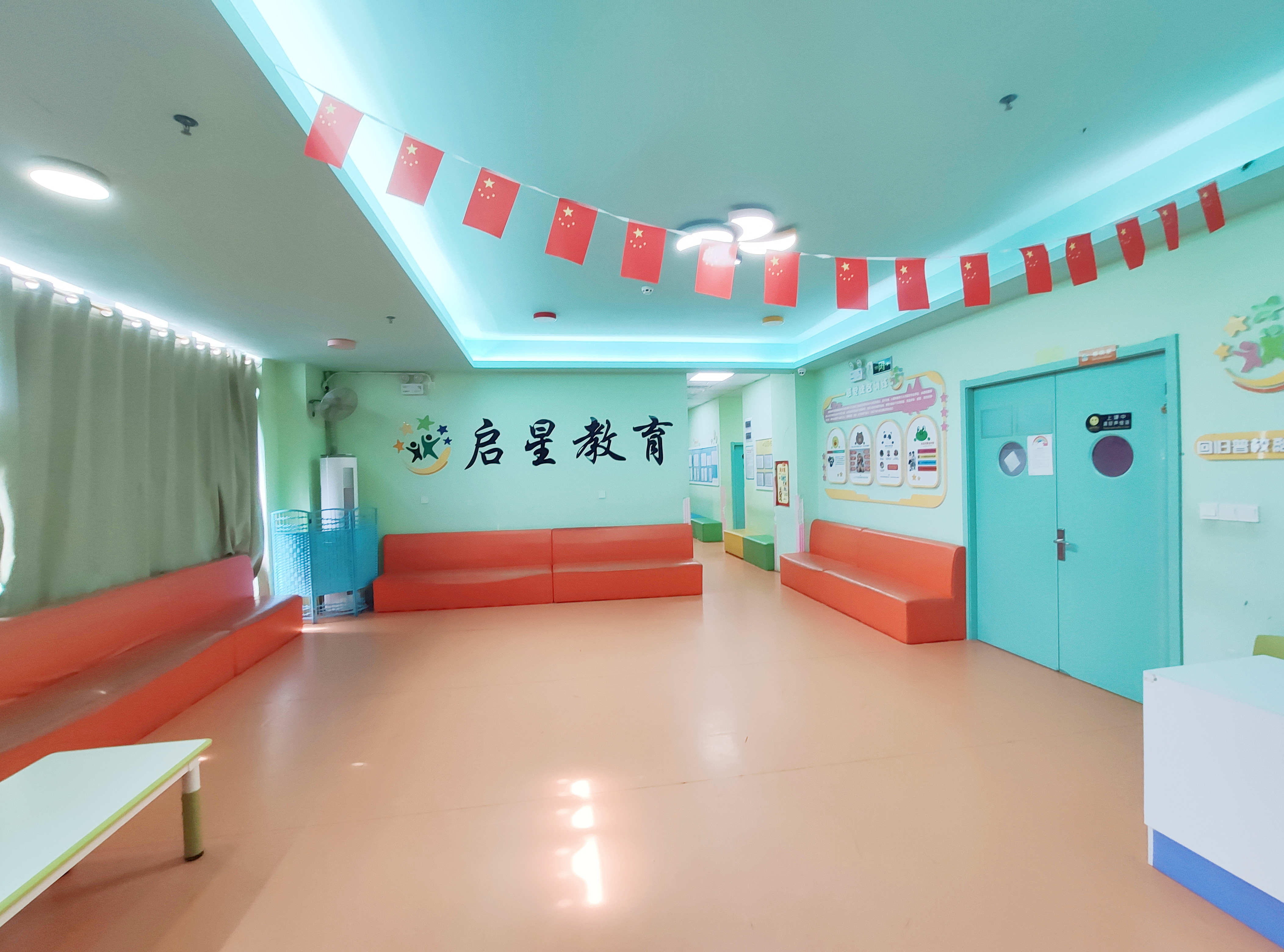 三楼大厅_副本.jpg